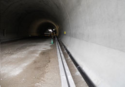 北海道開発局殿　庶路トンネルの写真