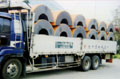 トラック荷台への積み込み例の写真